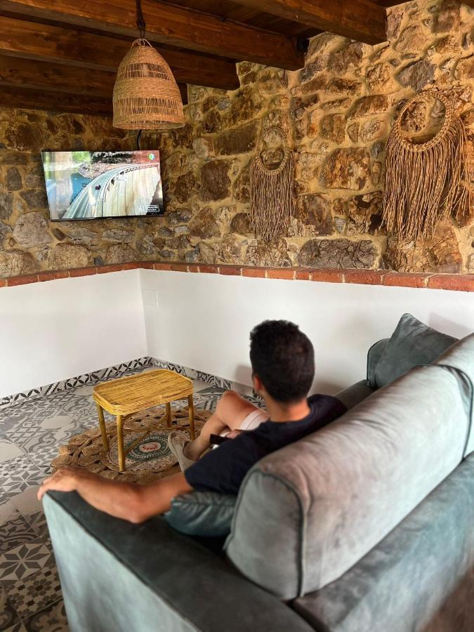 La Cabana De La Nina Beceña Екстериор снимка